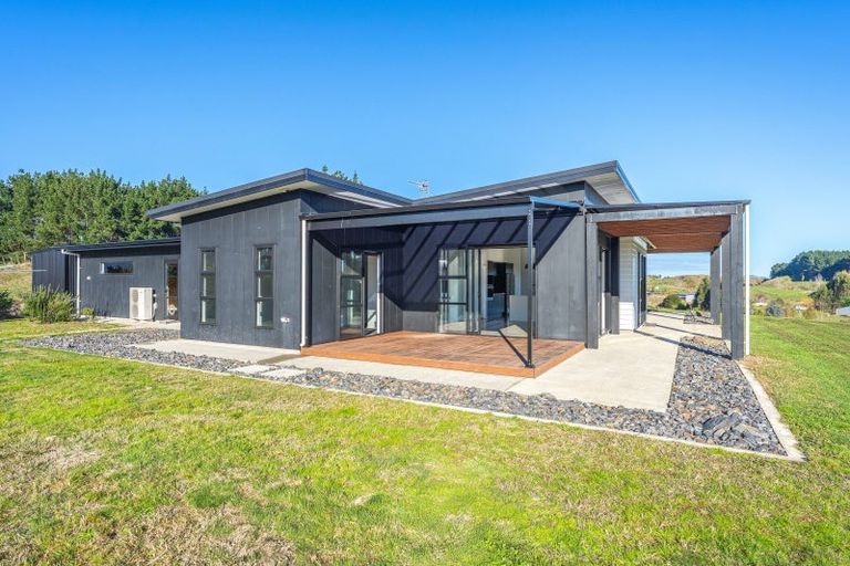 Photo of property in 9 Kristin Place, Manakau, Levin, 5573