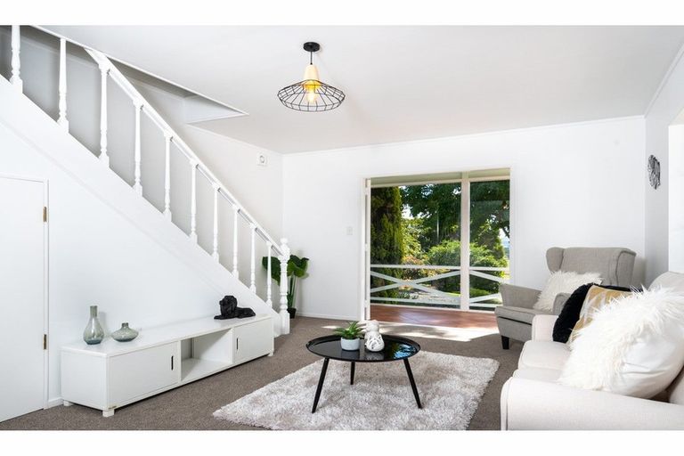 Photo of property in 147 Mangakura Road, Helensville, 0875