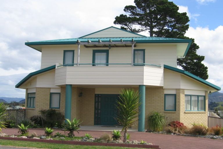 Photo of property in 166 Vista Paku, Pauanui, Hikuai, 3579