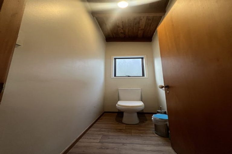 Photo of property in 30 Wells Road, Bucklands Beach, Auckland, 2012