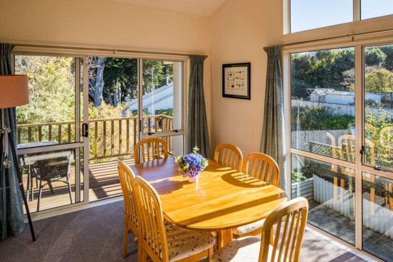 Photo of property in 51 Saunders Close, Whitby, Porirua, 5024