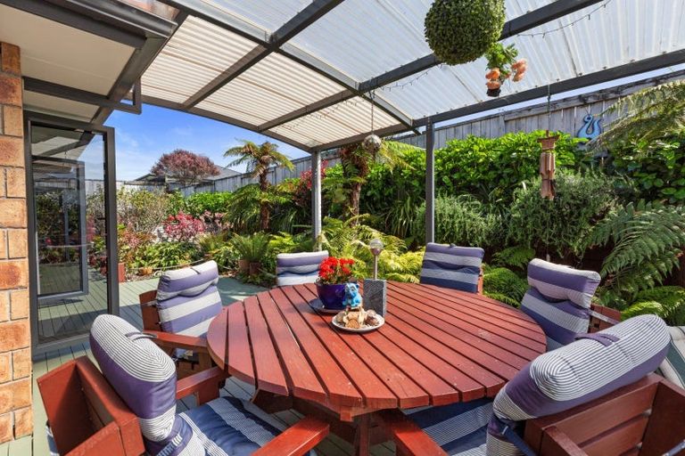 Photo of property in 5 Kirtle Close, Pyes Pa, Tauranga, 3112