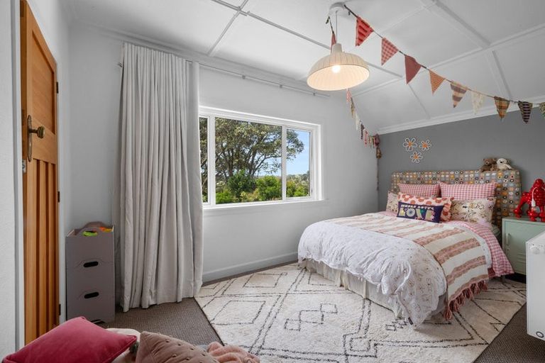 Photo of property in 132 Pendarves Street, New Plymouth, 4312
