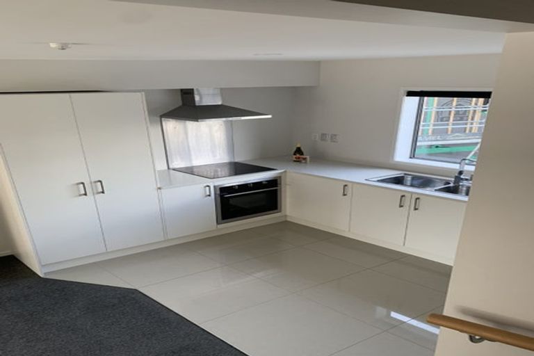 Photo of property in 60 Niu Lane, Te Atatu South, Auckland, 0610