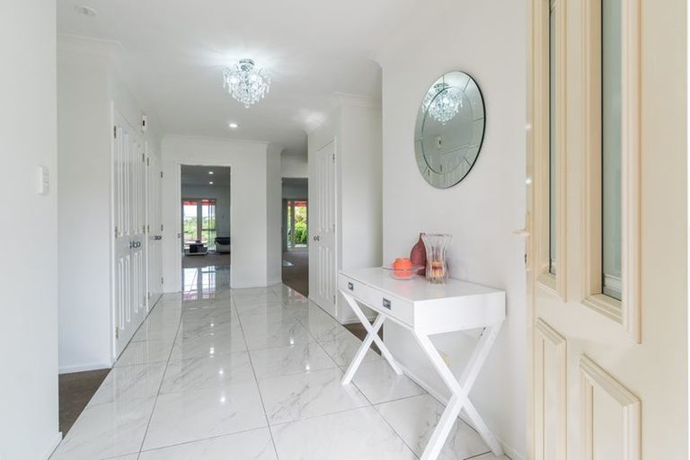 Photo of property in 6 Waione Court, Takanini, 2112