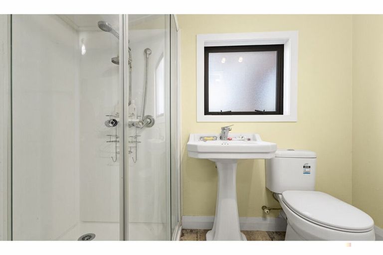 Photo of property in 23 South Terrace Road, Geraldine, 7930