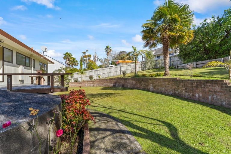 Photo of property in 17 Polkinghorne Drive, Manly, Whangaparaoa, 0930