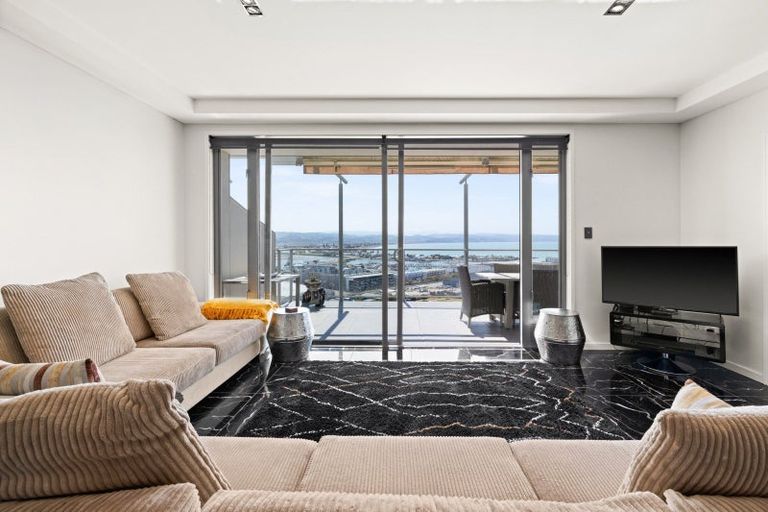 Photo of property in Northridge Apartments Stage Z, 2/22 Hospital Terrace, Hospital Hill, Napier, 4110