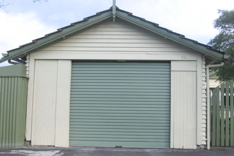 Photo of property in 14 Waikare Avenue, Waiwhetu, Lower Hutt, 5010
