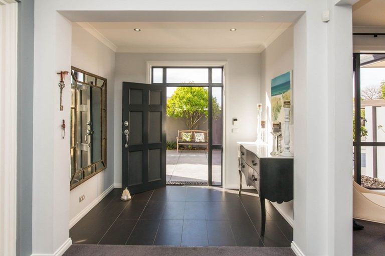 Photo of property in 5a Goddard Lane, Havelock North, 4130