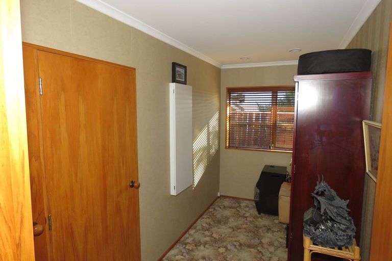 Photo of property in 158 Peel Street, Westport, 7825