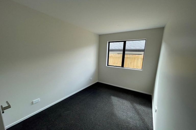 Photo of property in 6a Cronshaw Road, Karaka, Papakura, 2113