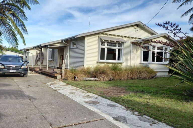 Photo of property in 75 Peel Street, Westport, 7825