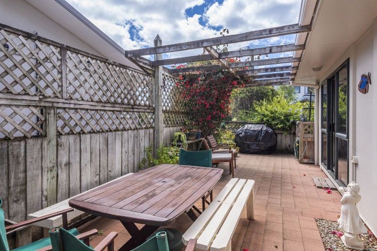 Photo of property in 12 Rua Road, Paraparaumu Beach, Paraparaumu, 5032