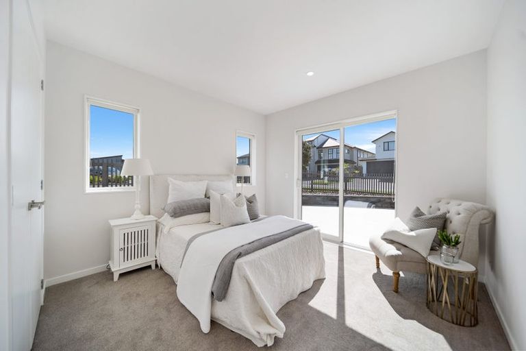 Photo of property in 78 Hayfield Way, Karaka, Papakura, 2113