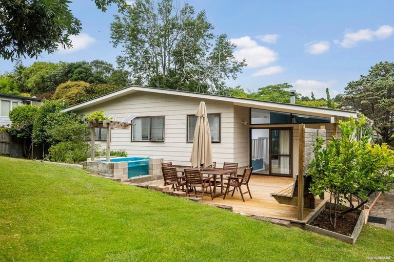 Photo of property in 75 Powrie Street, Glenfield, Auckland, 0629