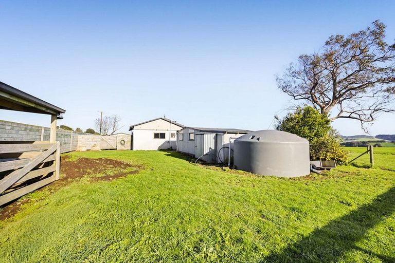 Photo of property in 328 Austin Road, Normanby, Hawera, 4675
