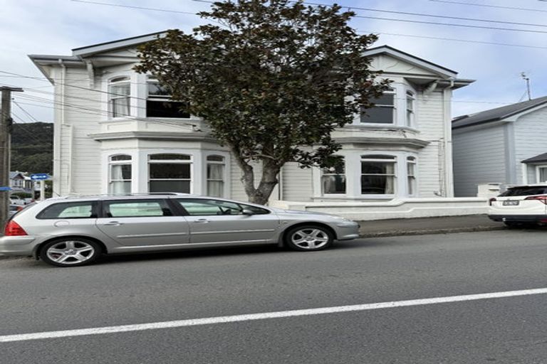 Photo of property in 61-61a Brougham Street, Mount Victoria, Wellington, 6011