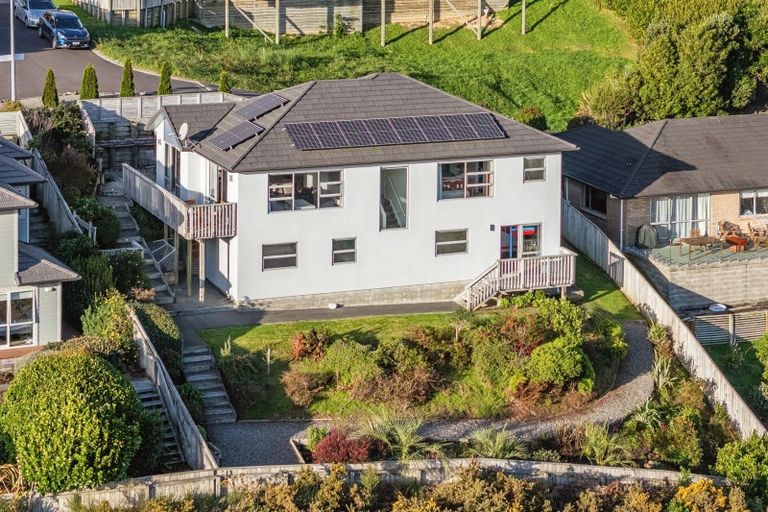 Photo of property in 6 Bluejacket Place, Whitby, Porirua, 5024