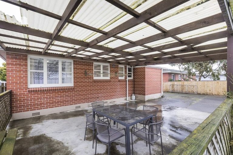 Photo of property in 18 Ronberg Street, Highbury, Palmerston North, 4412