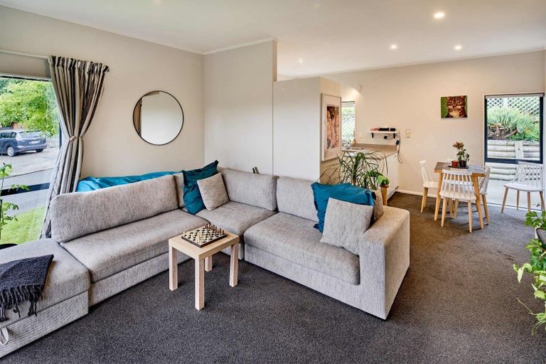 Photo of property in 2 Pilot Lane, Whitby, Porirua, 5024