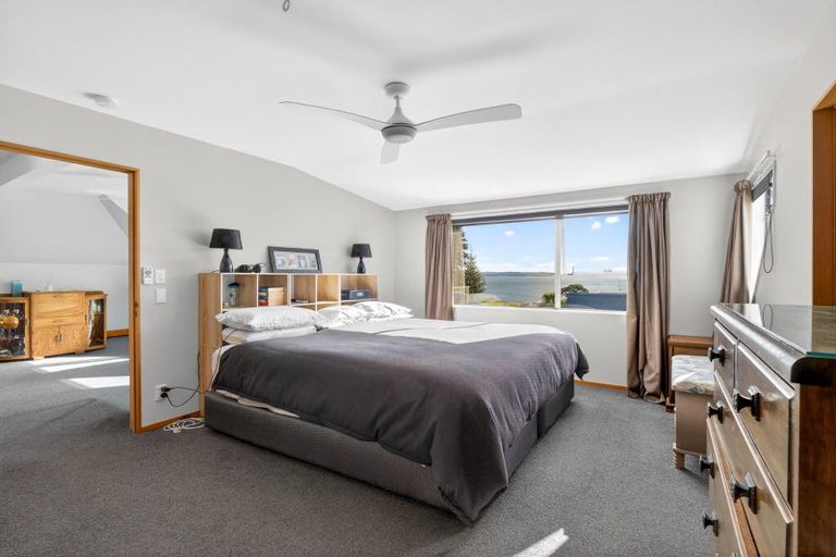 Photo of property in 15 Du Fresne Place, Russell, 0202