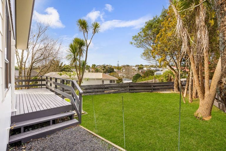 Photo of property in 1/9 Hydra Place, Glen Eden, Auckland, 0602