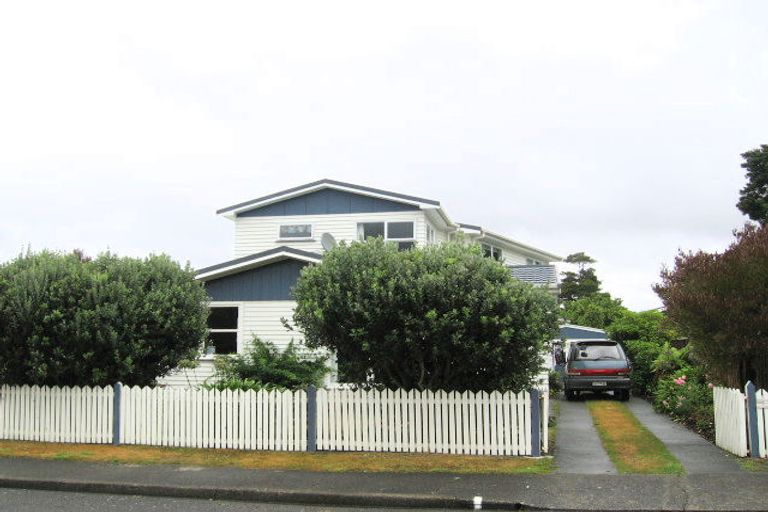 Photo of property in 3 Patutu Grove, Trentham, Upper Hutt, 5018