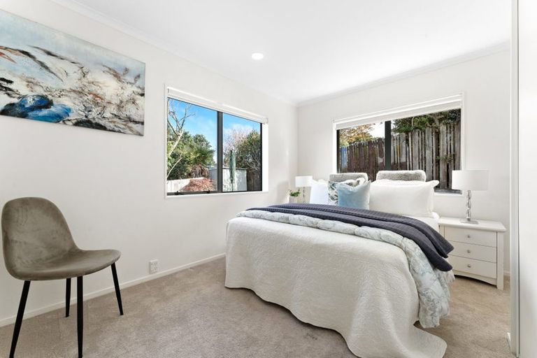 Photo of property in 29 Caversham Drive, Torbay, Auckland, 0630