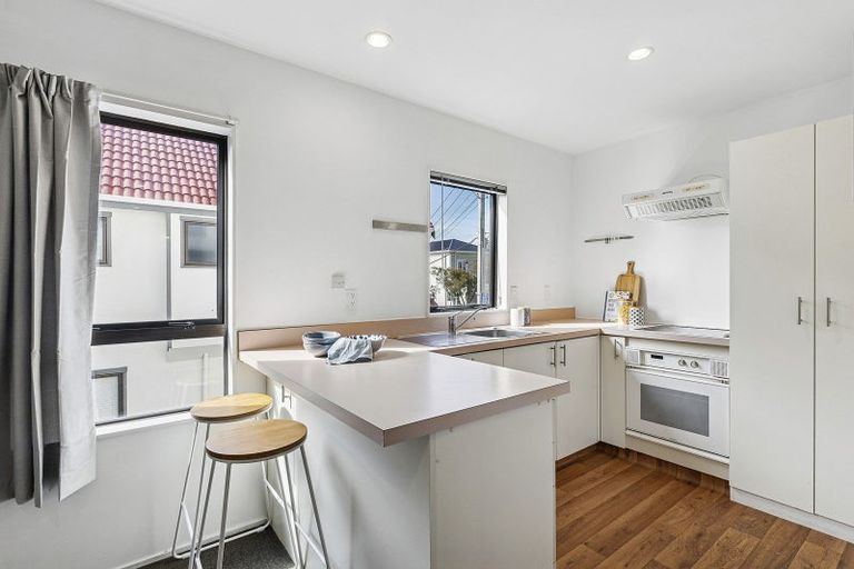 Photo of property in 2/2 Goring Street, Thorndon, Wellington, 6011