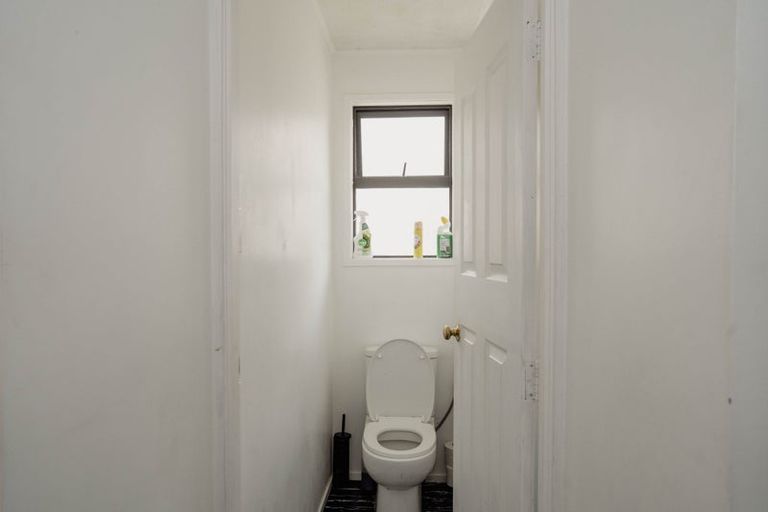 Photo of property in 14 Kellett Road, Ranui, Auckland, 0612
