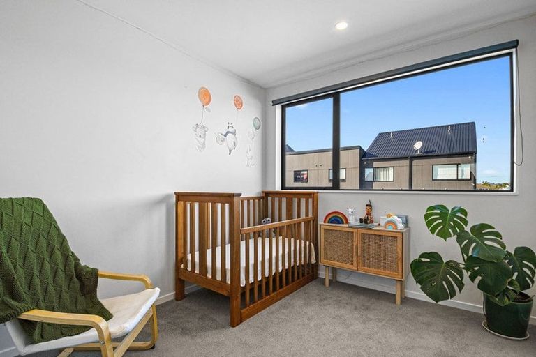 Photo of property in 61 Ivy Nola Way, Henderson, Auckland, 0612