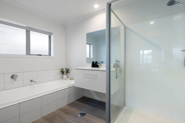 Photo of property in 3/56 Sandwich Road, Saint Andrews, Hamilton, 3200