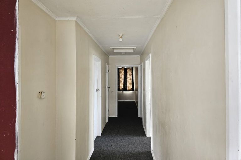 Photo of property in 15 Cameron Crescent, Masterton, 5810