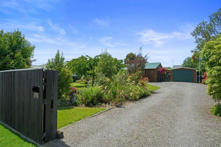 Photo of property in 170 Tiro Tiro Road, Levin, 5510