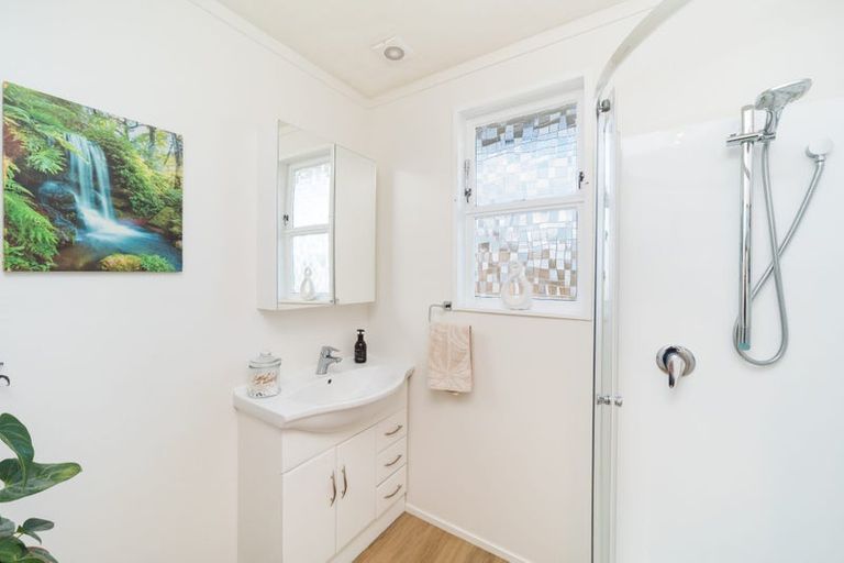 Photo of property in 28 Karamea Crescent, Kelvin Grove, Palmerston North, 4414