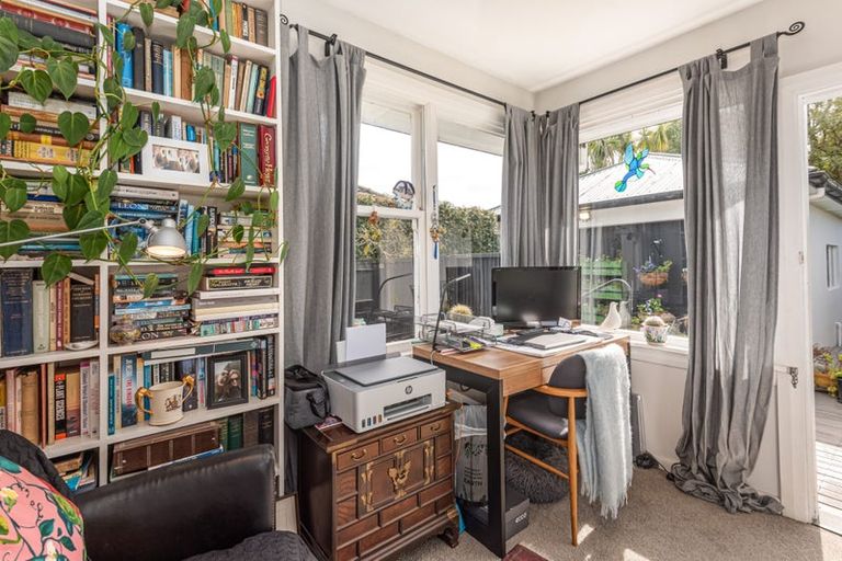 Photo of property in 65 Acacia Avenue, Upper Riccarton, Christchurch, 8041