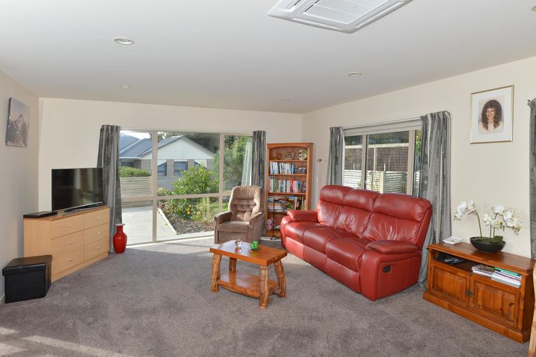 Photo of property in 48 Pebble Beach Boulevard, Te Kamo, Whangarei, 0112
