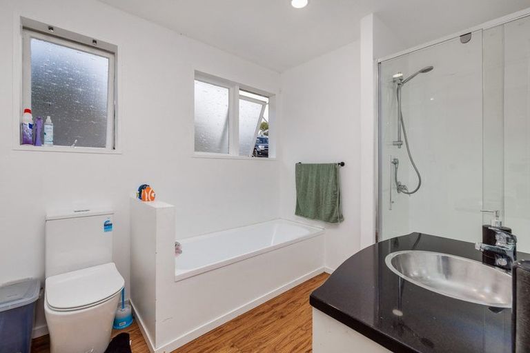 Photo of property in 20 Derrick Road, Kawakawa, 0210