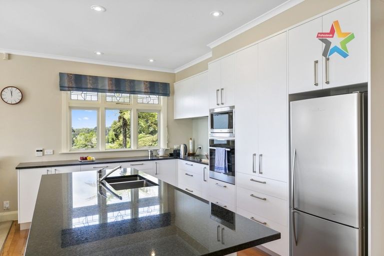 Photo of property in 43 Ponsonby Road, Karori, Wellington, 6012