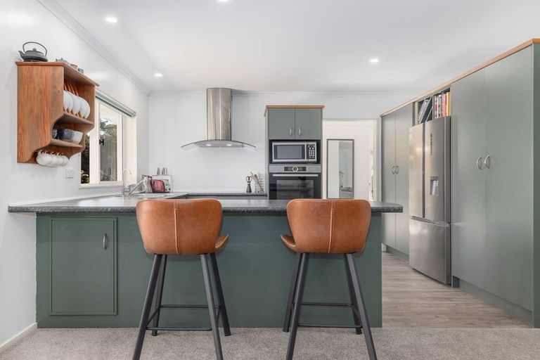 Photo of property in 22 Grande View Terrace, Ohau, Levin, 5570