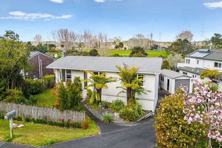 Photo of property in 24 Weza Lane, Kumeu, 0810