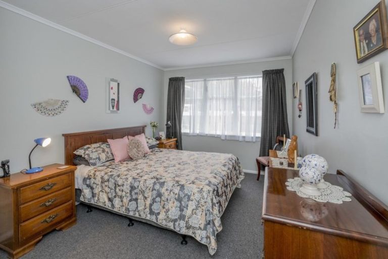 Photo of property in 55 Tiro Tiro Road, Levin, 5510