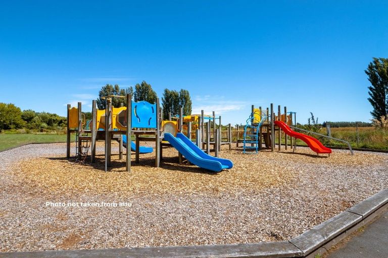 Photo of property in 14 Kenwyn Avenue, St Albans, Christchurch, 8052