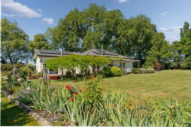 Photo of property in 133a Papawai Road, Greytown, 5794