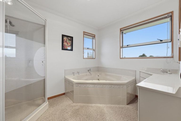 Photo of property in 9 Huntly Road, Outram, 9019