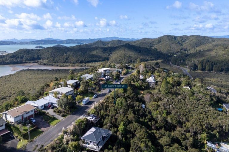 Photo of property in 35 Goffe Drive, Haruru, 0204