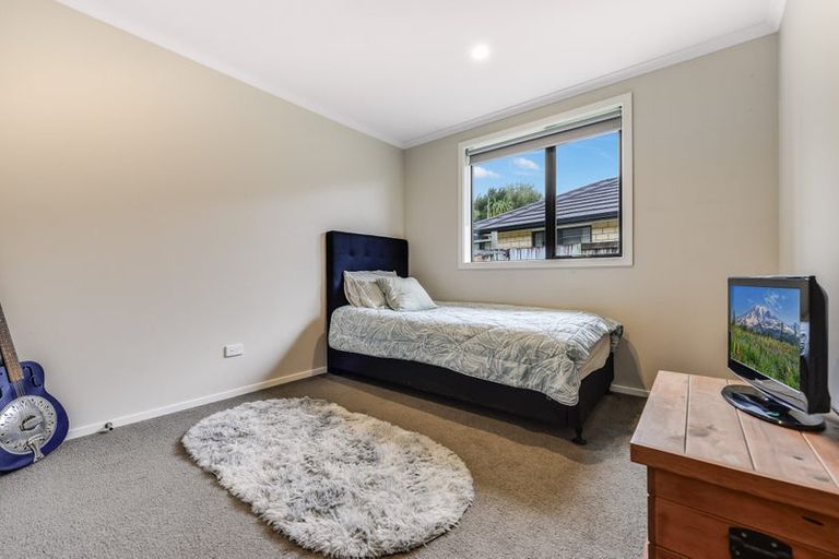 Photo of property in 14 Patatee Terrace, Baverstock, Hamilton, 3200