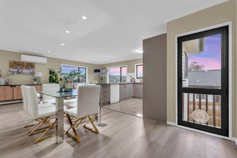 Photo of property in 9 Makora Road, Massey, Auckland, 0614