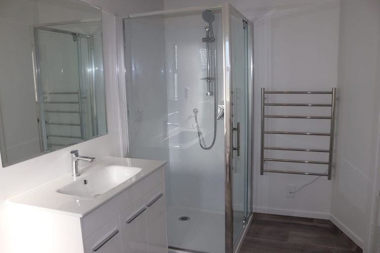 Photo of property in 9 Gibbs Road, Manurewa, Auckland, 2102